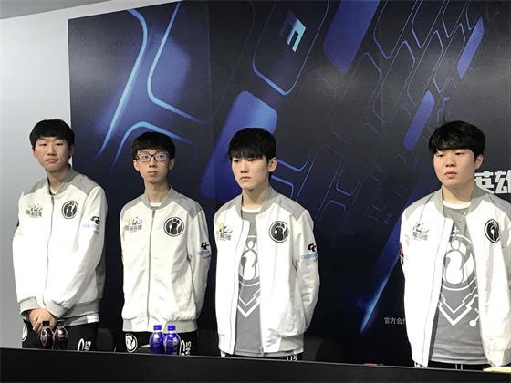 德布劳内将 德布劳内将