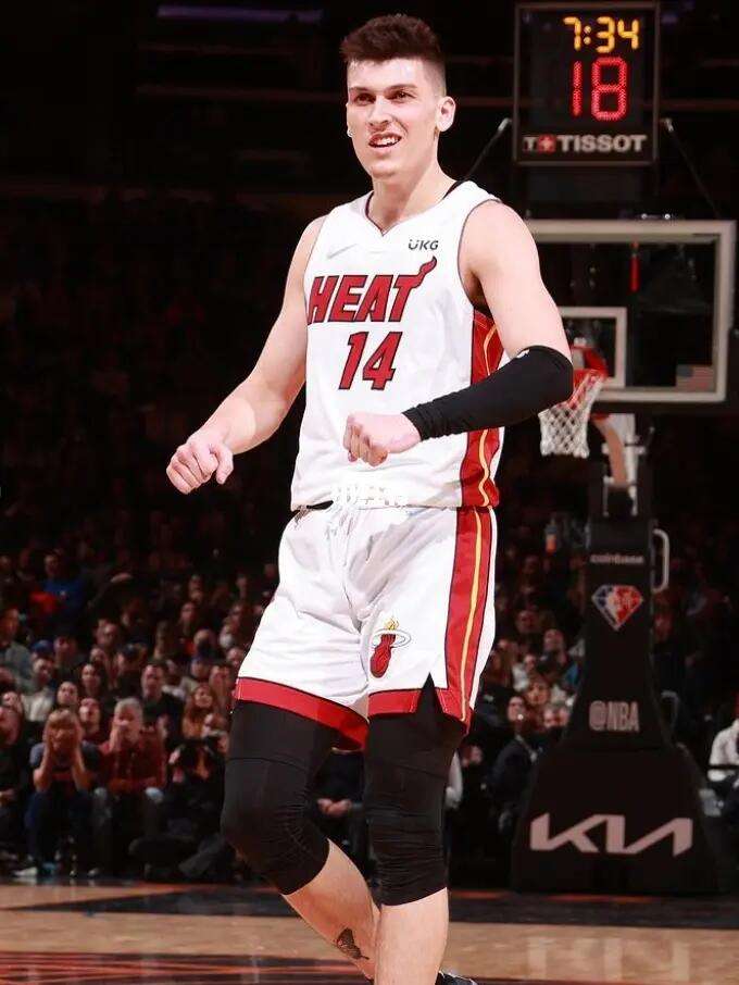 皇家马德里 皇家马德里