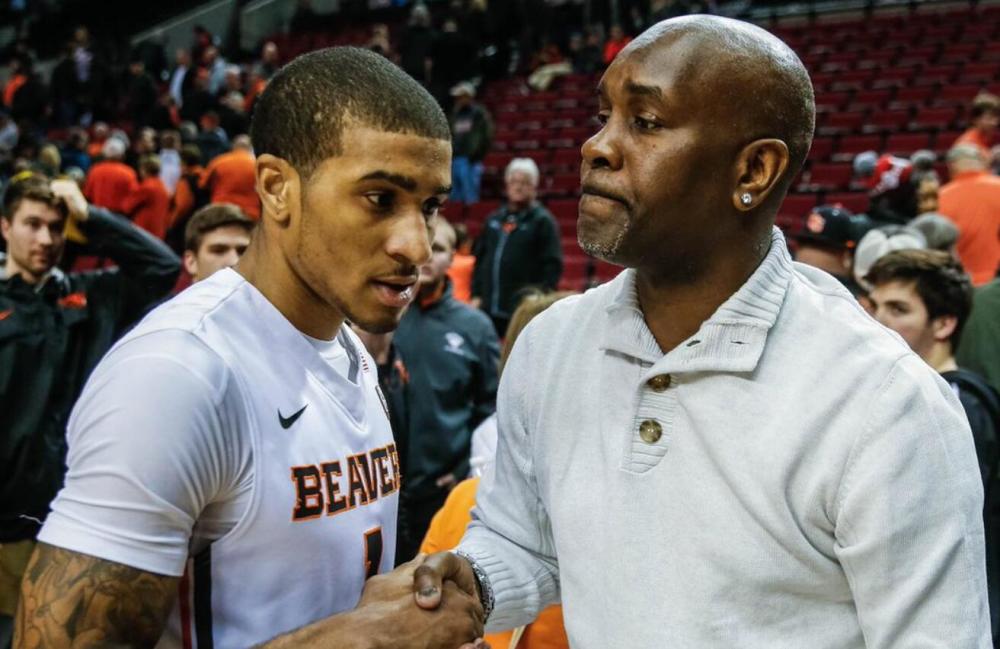 帮助运动员 帮助运动员